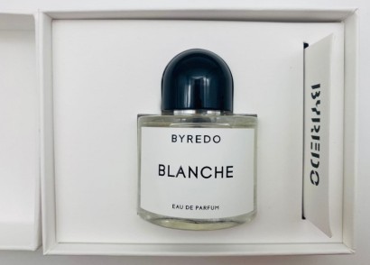 Byredo Blanche 50 мл - подарочная упаковка