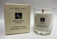 Парфюмерная свеча Malone English Pear & Freesia 250 мл